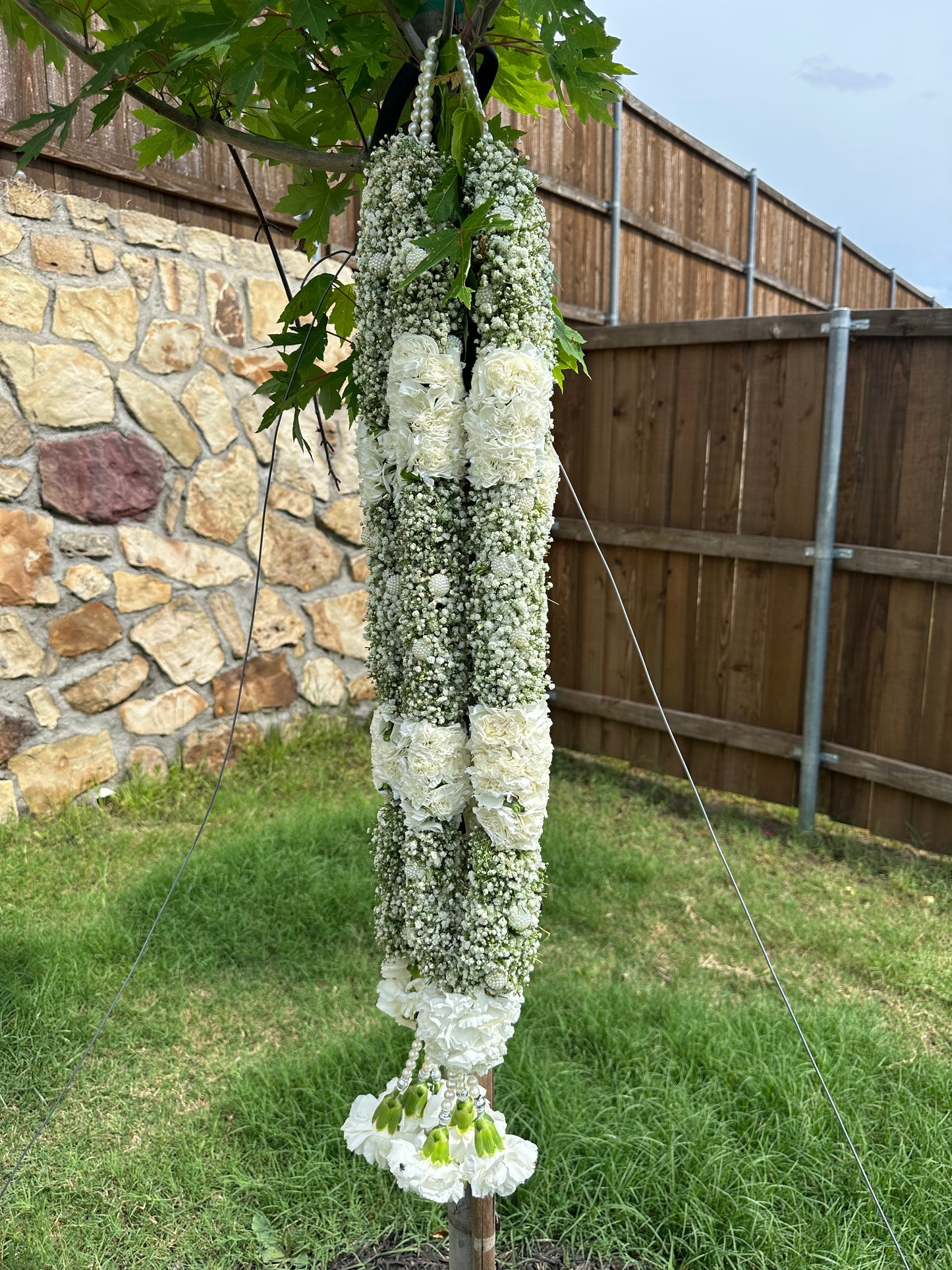 Fresh Flower Garlands – Roses, Carnations & Baby's Breath - Customization Available
