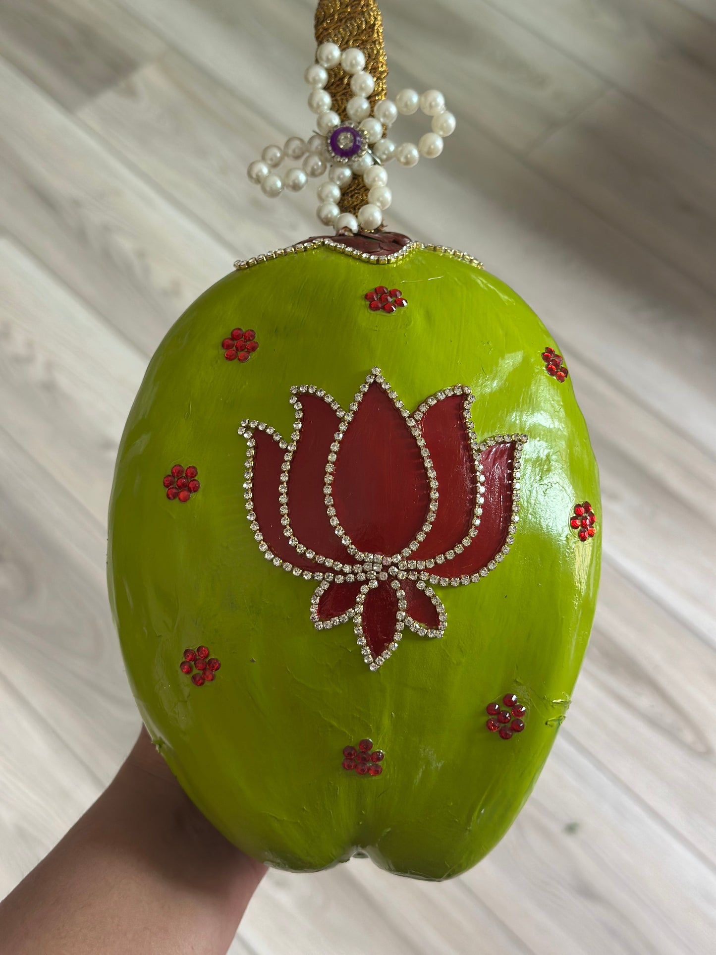 Fresh Kobbari Bondam - Lotus