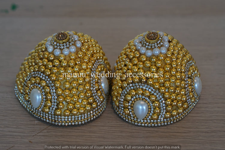 Kobbari Kudakalu / Chippalu – Full Design – White & Gold Pearls