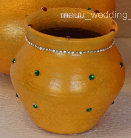 Polu Muntha - Decorated clay pot - Only one