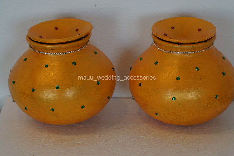 Ariveni Kunda - Gold & Green Kundan Design