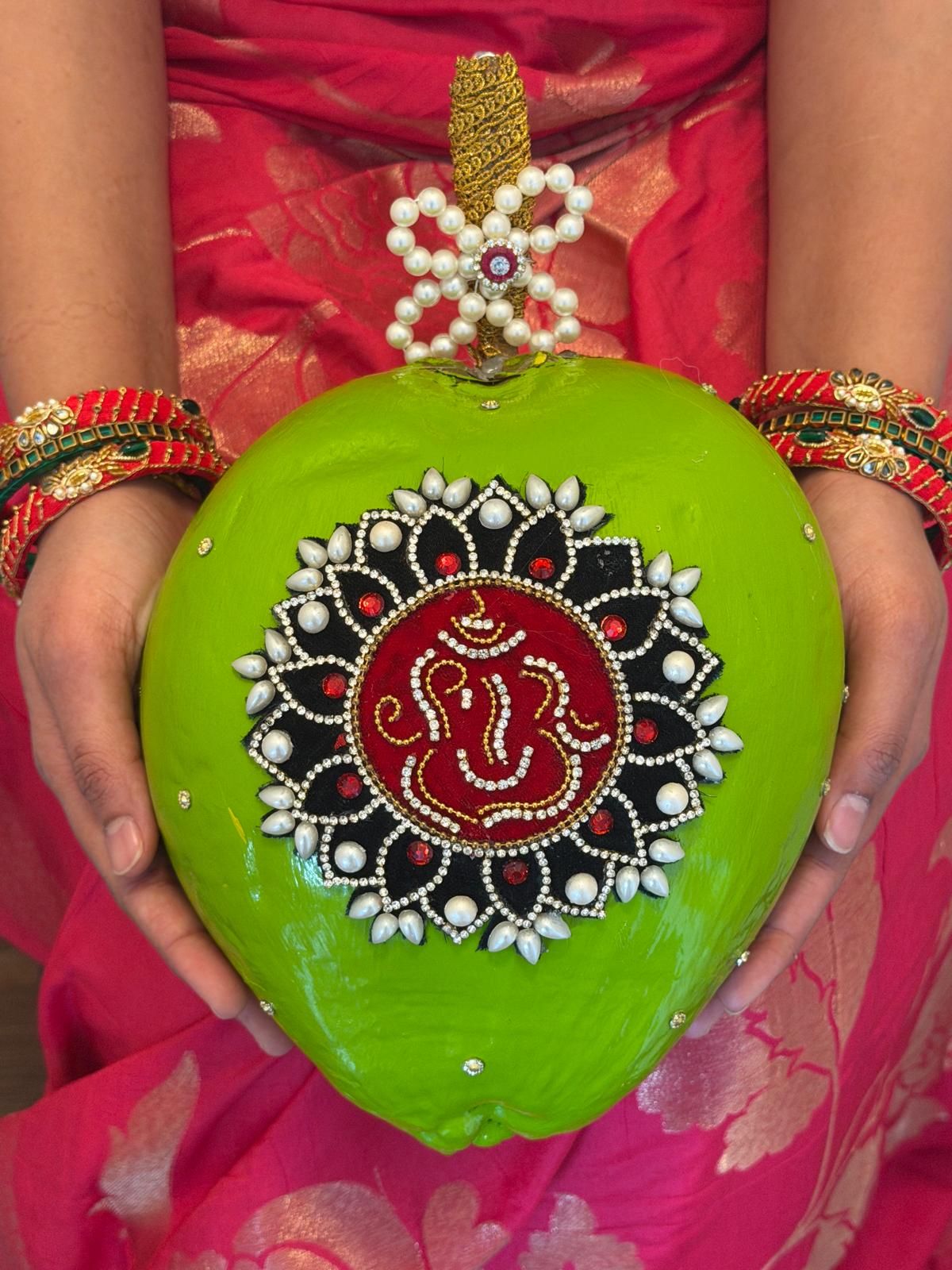Fresh Kobbari Bondam - Flower & Ganesh