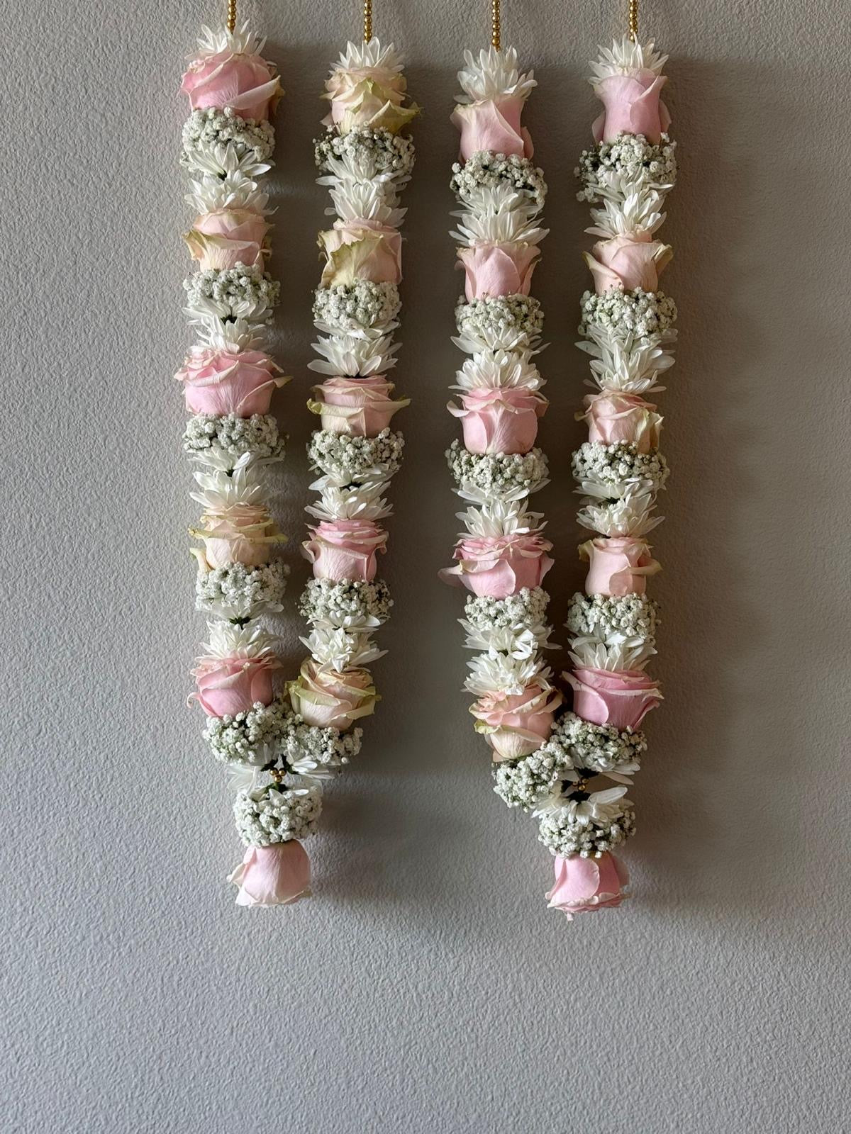 Pink Roses + White Mums + Baby’s Breath Garland – Houston