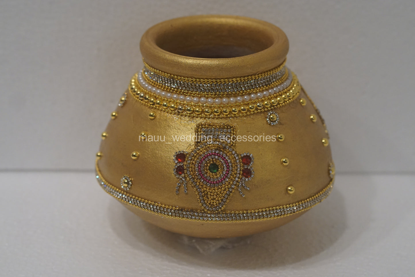 Garika Muntha - Decorated clay pot - Namala Design