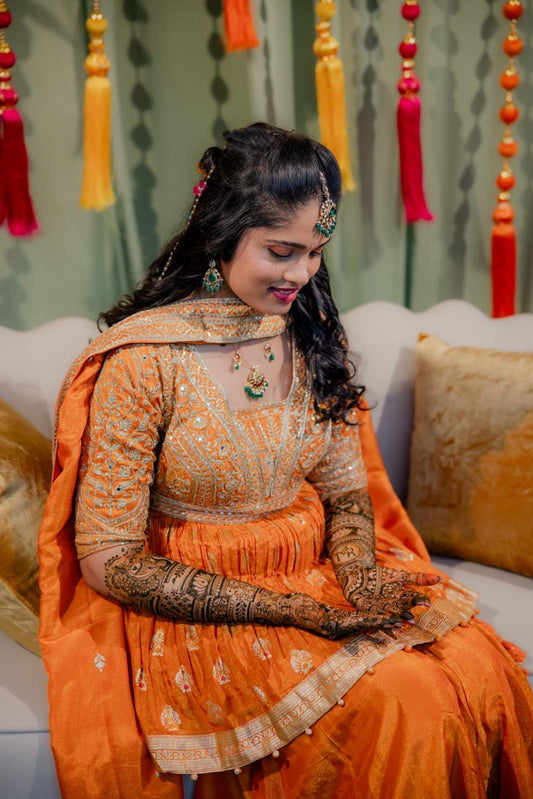 Manuu Mehendi customer diary