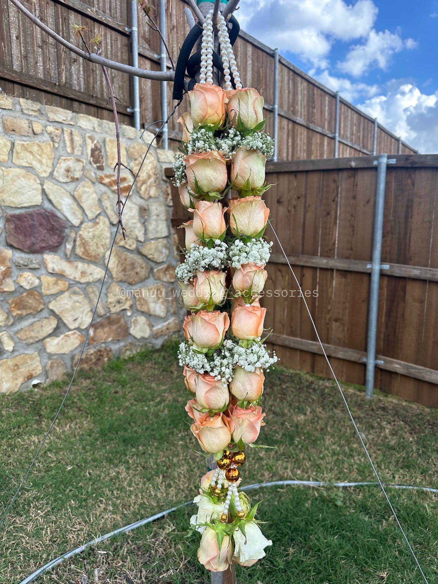 Fresh Flower Garlands –  Light Pink Roses & Babys Breaths - Customization Available