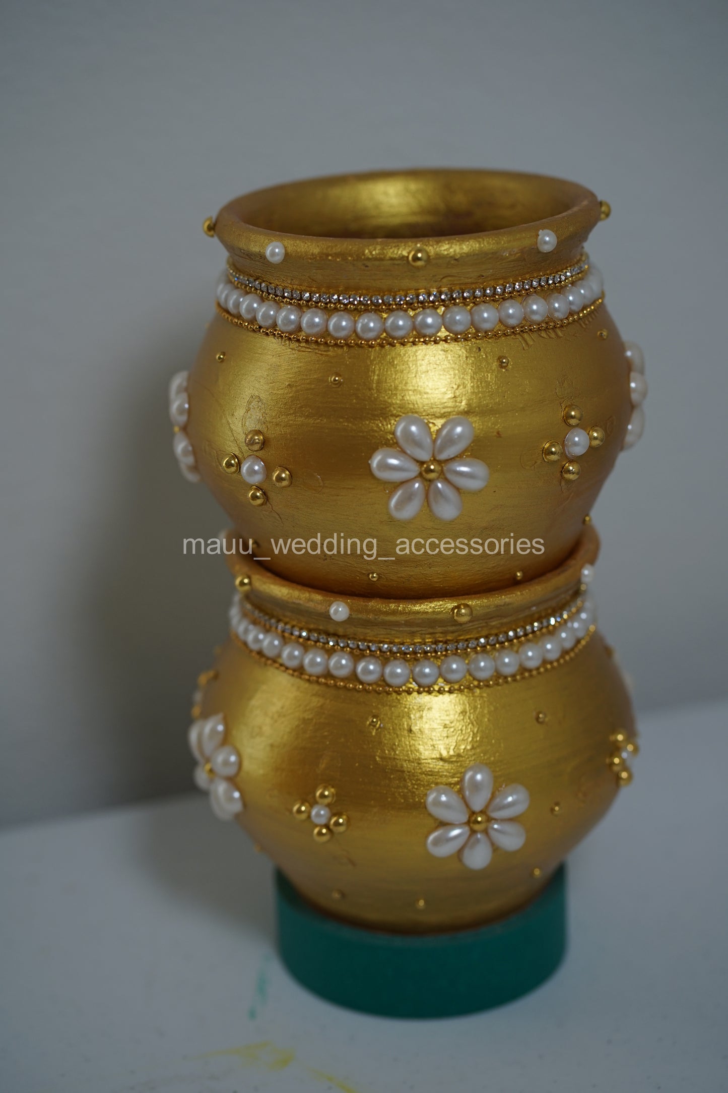 Polu Muntha - Decorated clay pot - Only one