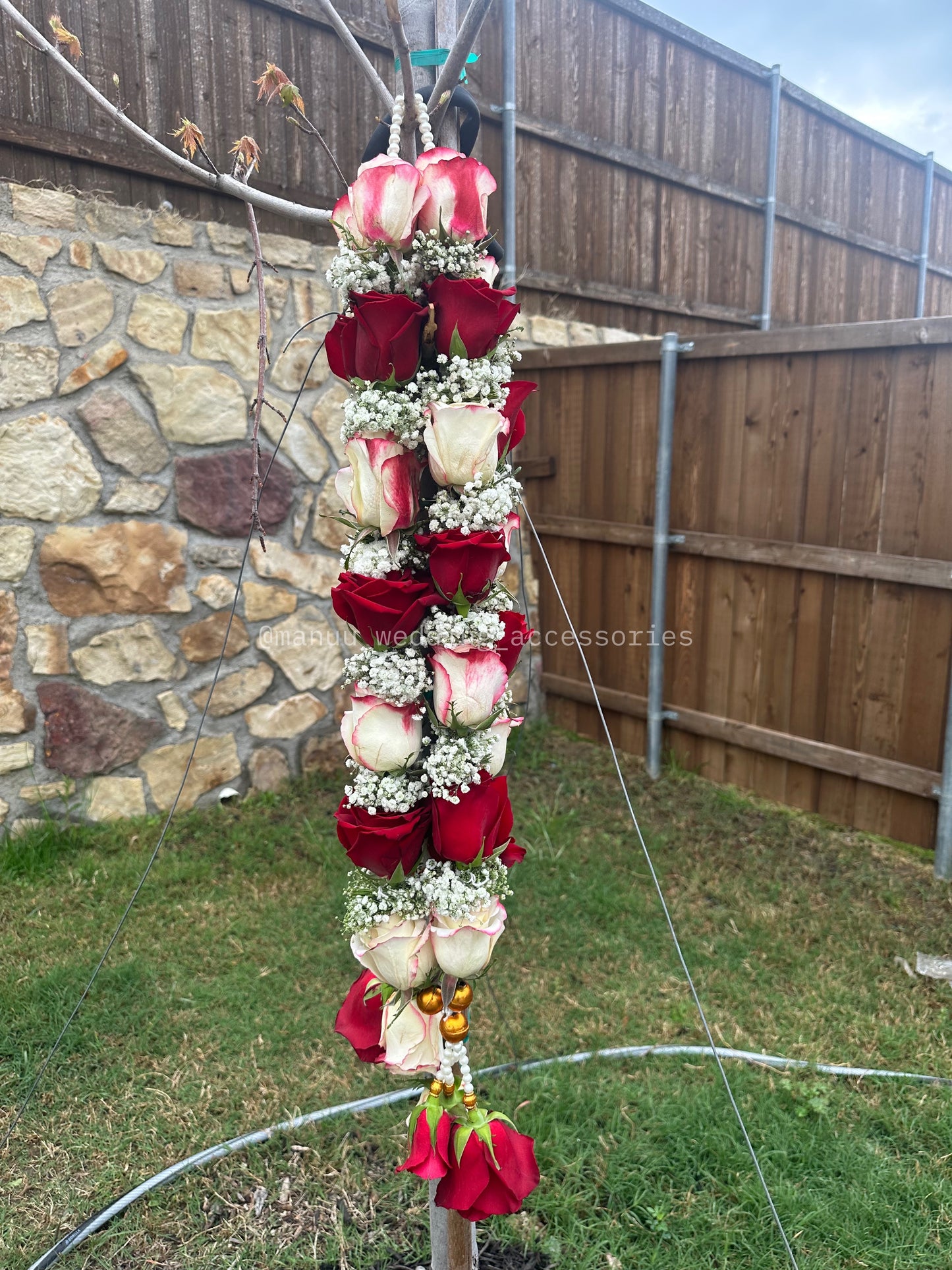 Fresh Flower Garlands –  Red & White with Red Shade Roses and Babys Breaths - Customization Available