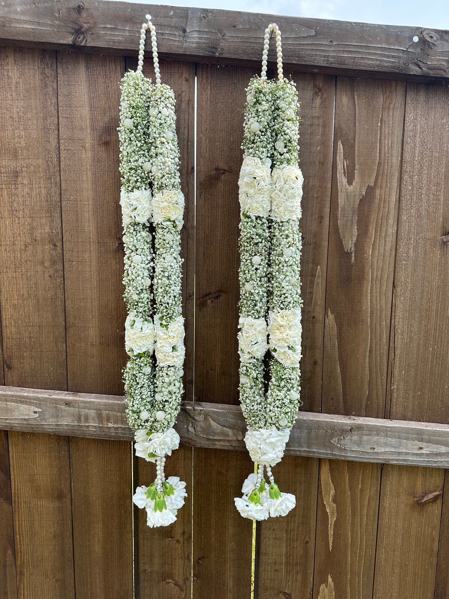 Fresh Flower Garlands – Roses, Carnations & Baby's Breath - Customization Available