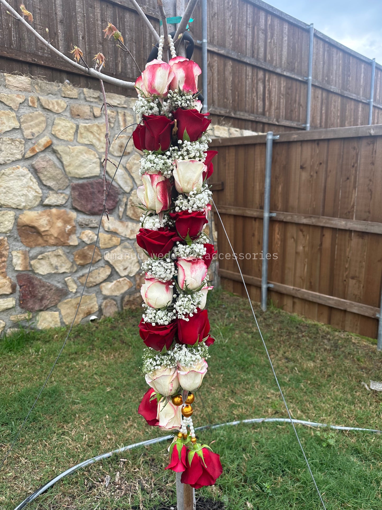 Fresh Flower Garlands –  Red & White with Red Shade Roses and Babys Breaths - Customization Available