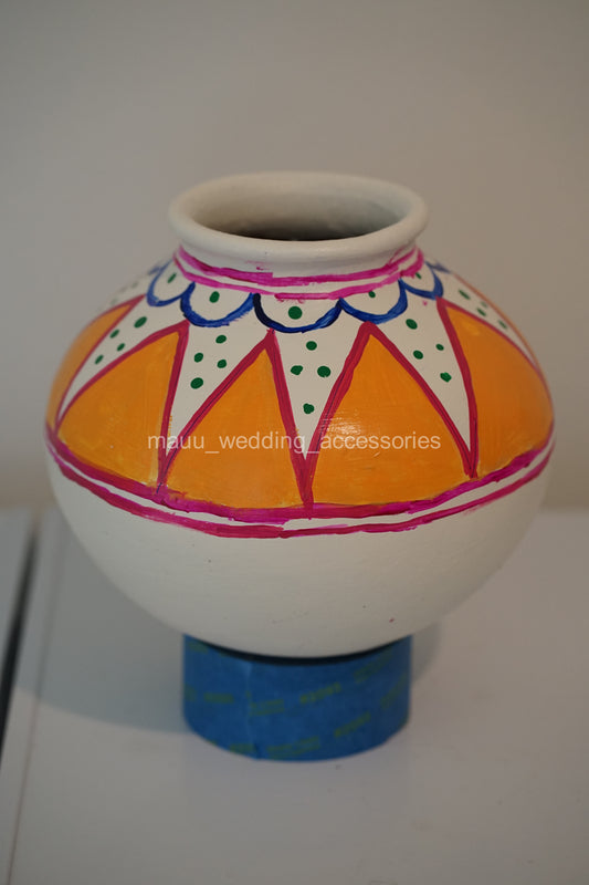 Ariveni Pot - Vintage Model - Decorated clay pot - Customization Available