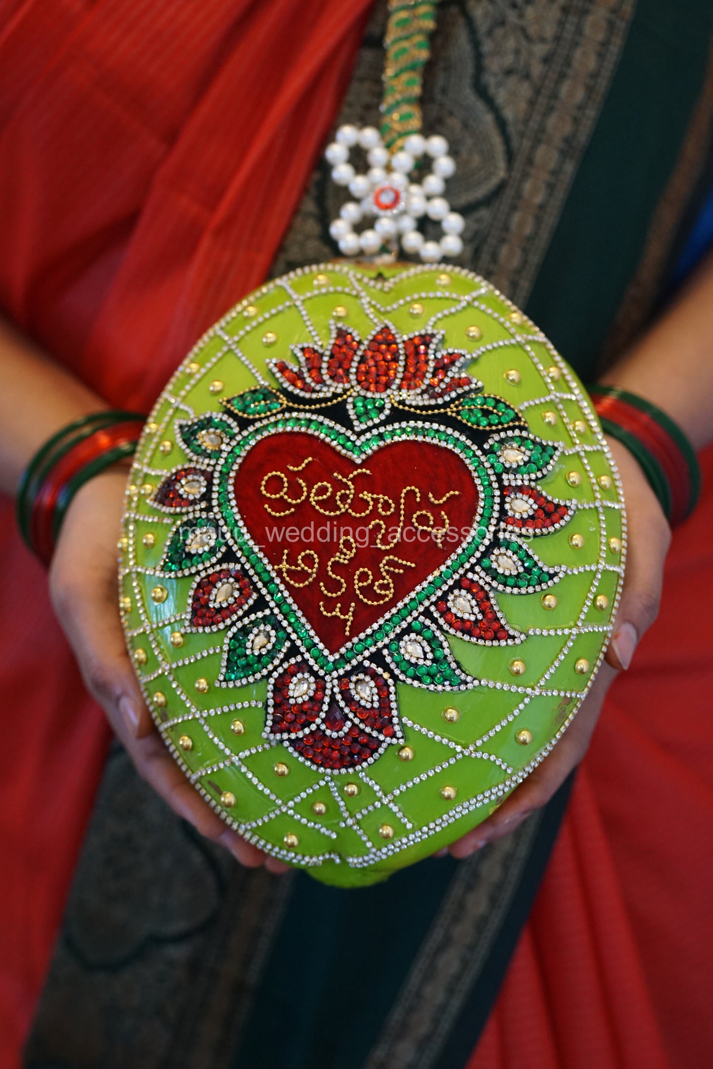 Fresh Kobbari Bondam - Heart & Lotus & Names with Crisscross