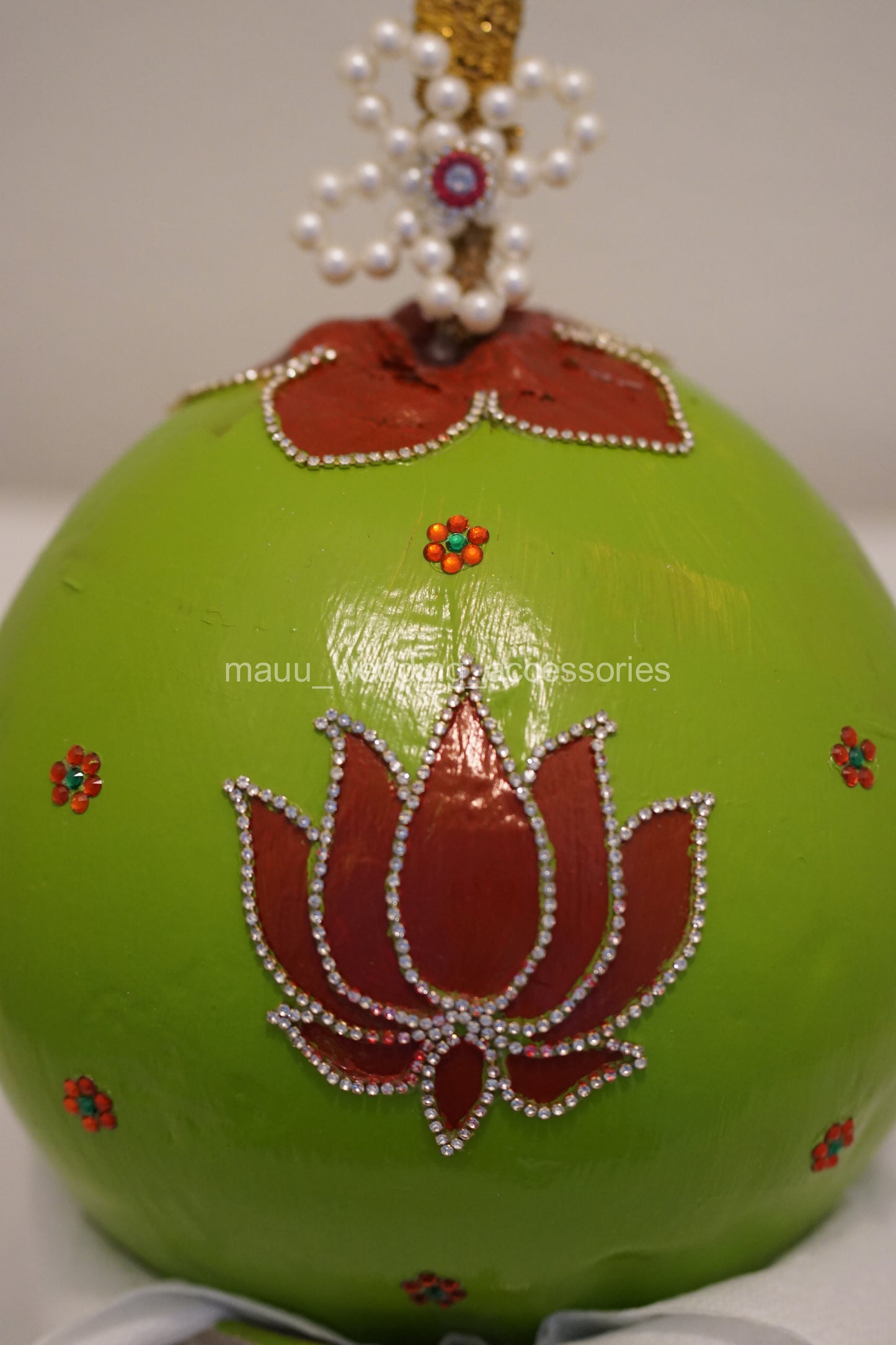 Fresh Kobbari Bondam - Lotus