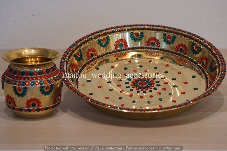 Kanyadanam Set – Chembu & Tambalam – Flower Design – Red & Bottle Green