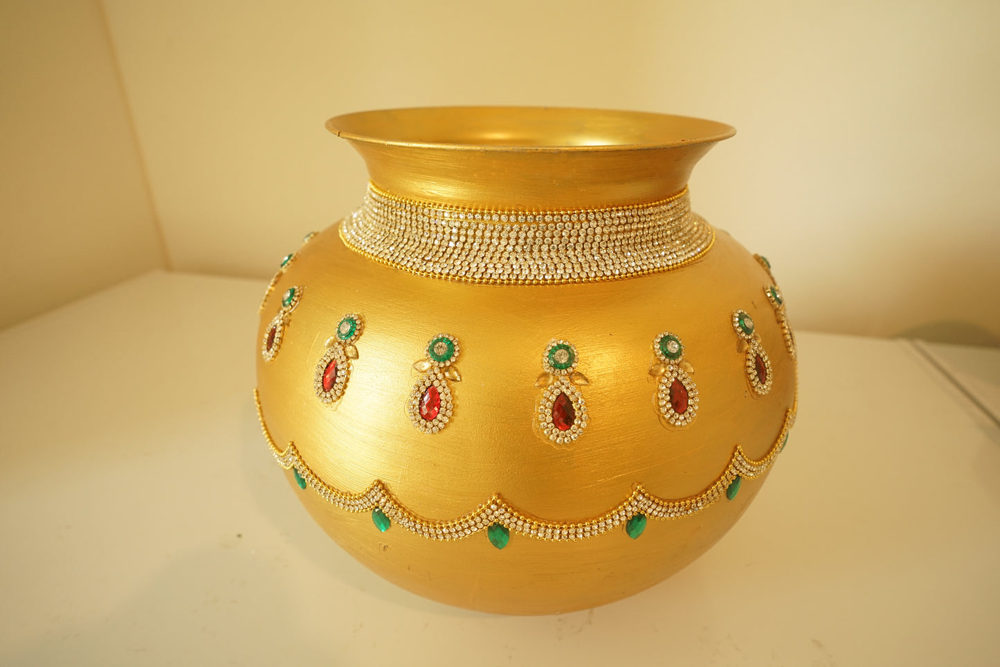 Ungarala Bindey - Full Design -Gold With Red & Green Kundans Design