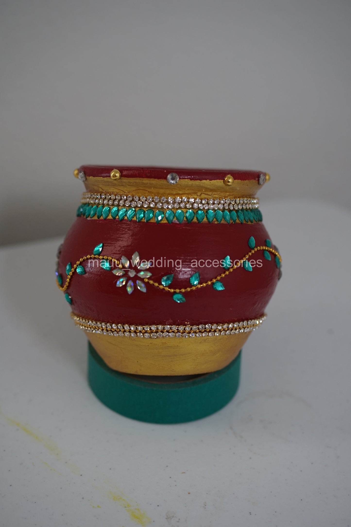 Polu Muntha - Decorated clay pot - Only one