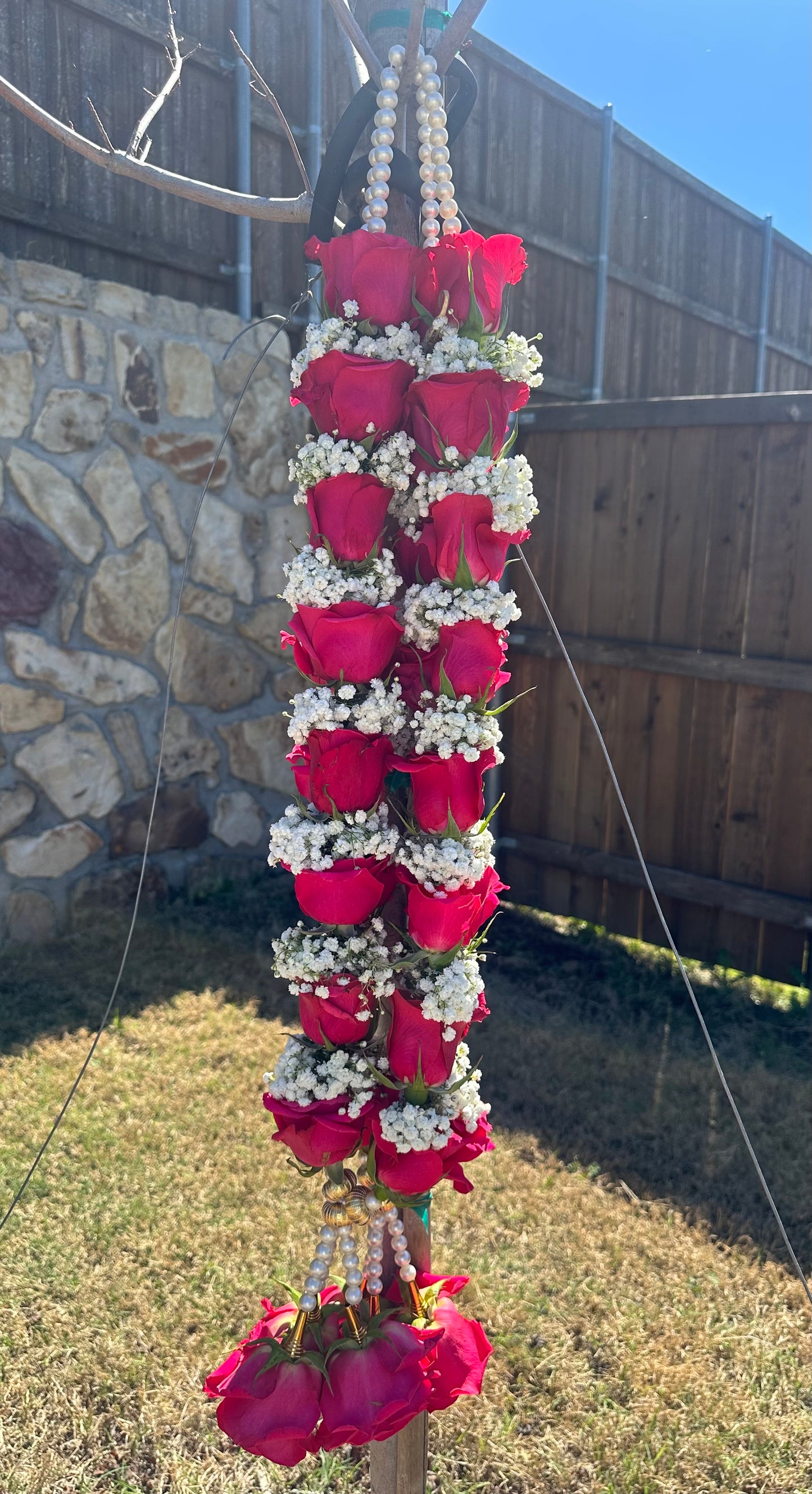 Fresh Flower Garlands – Dark Pink & Babys Breaths - Customization Available