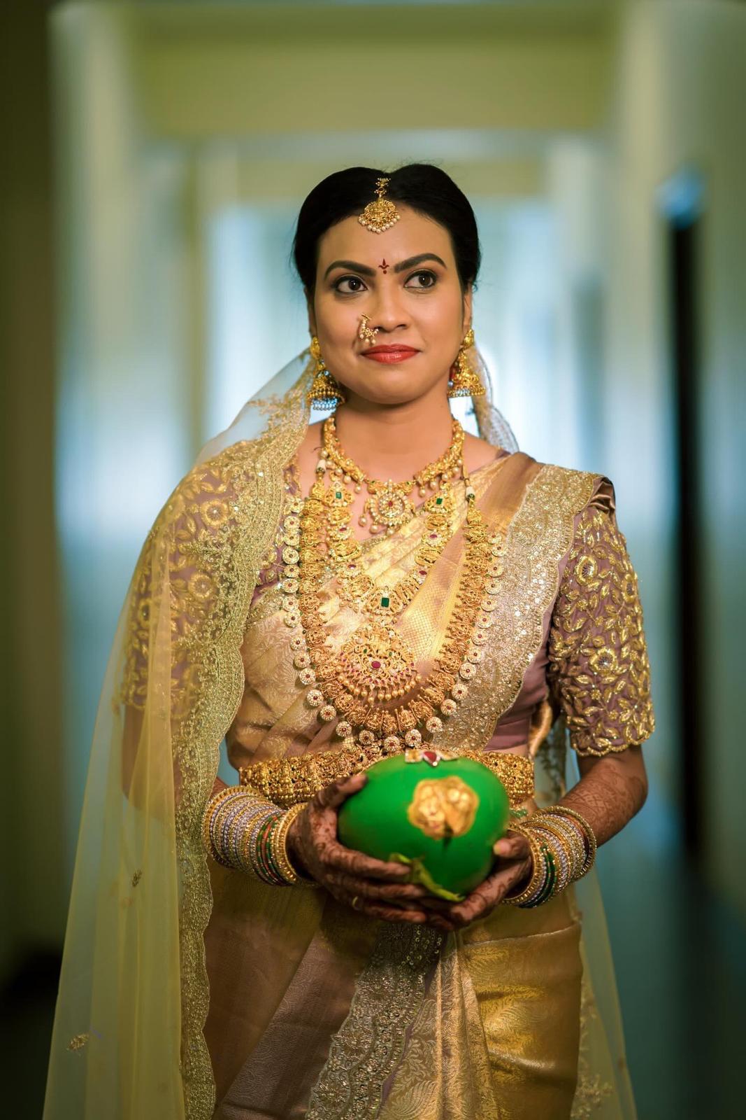 Real Brides Gallery – Manu Wedding Accessories