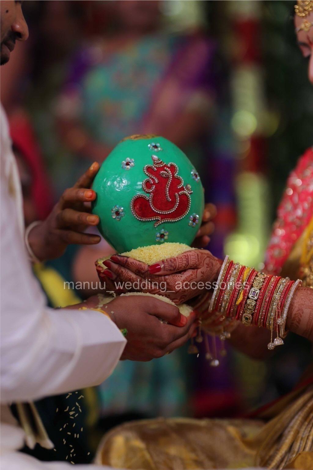 Real Brides Gallery – Manu Wedding Accessories
