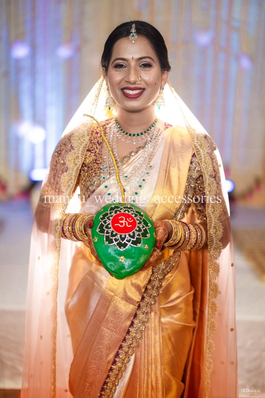 Real Brides Gallery – Manu Wedding Accessories