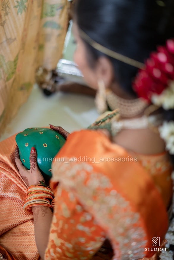Real Brides Gallery – Manu Wedding Accessories