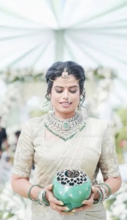 Real Brides Gallery – Manu Wedding Accessories