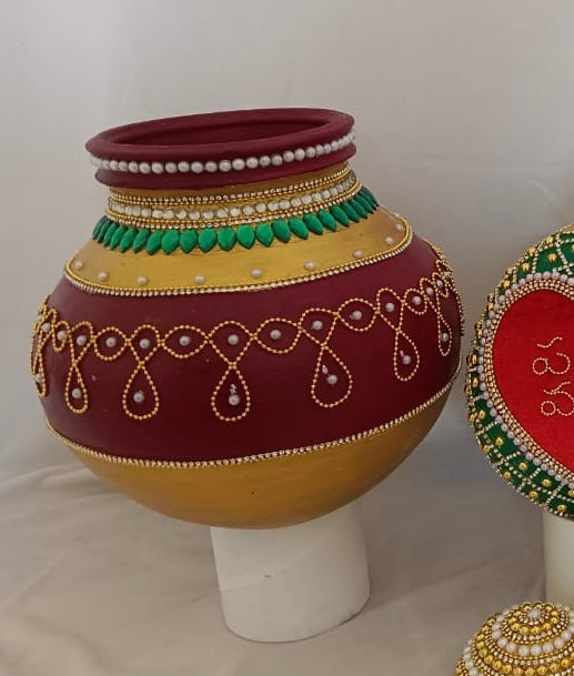 Ariveni Kunda - Kola Design Clay Pot