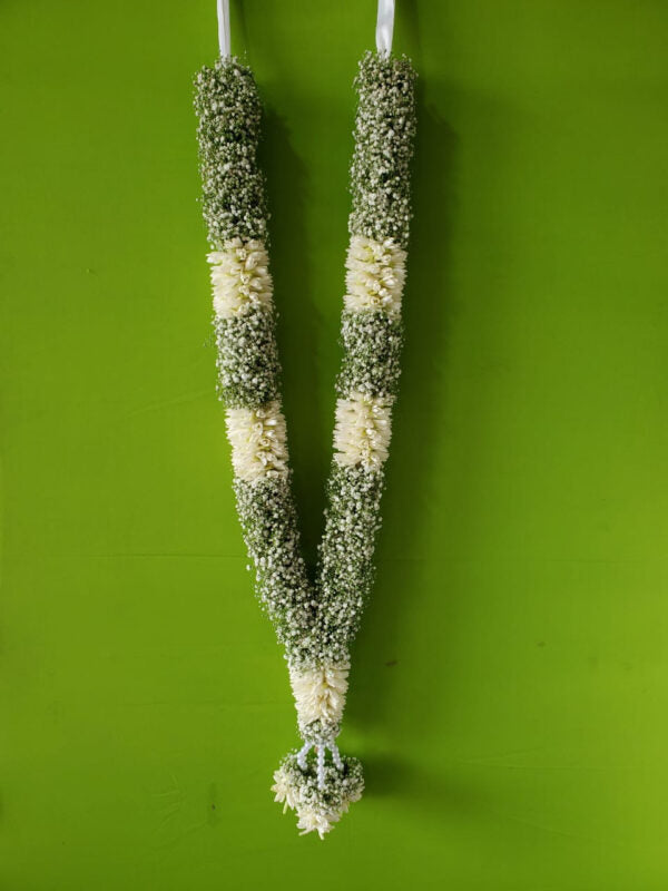 Fresh Flower Garlands – Lilys & Baby's Breath - Customization Available