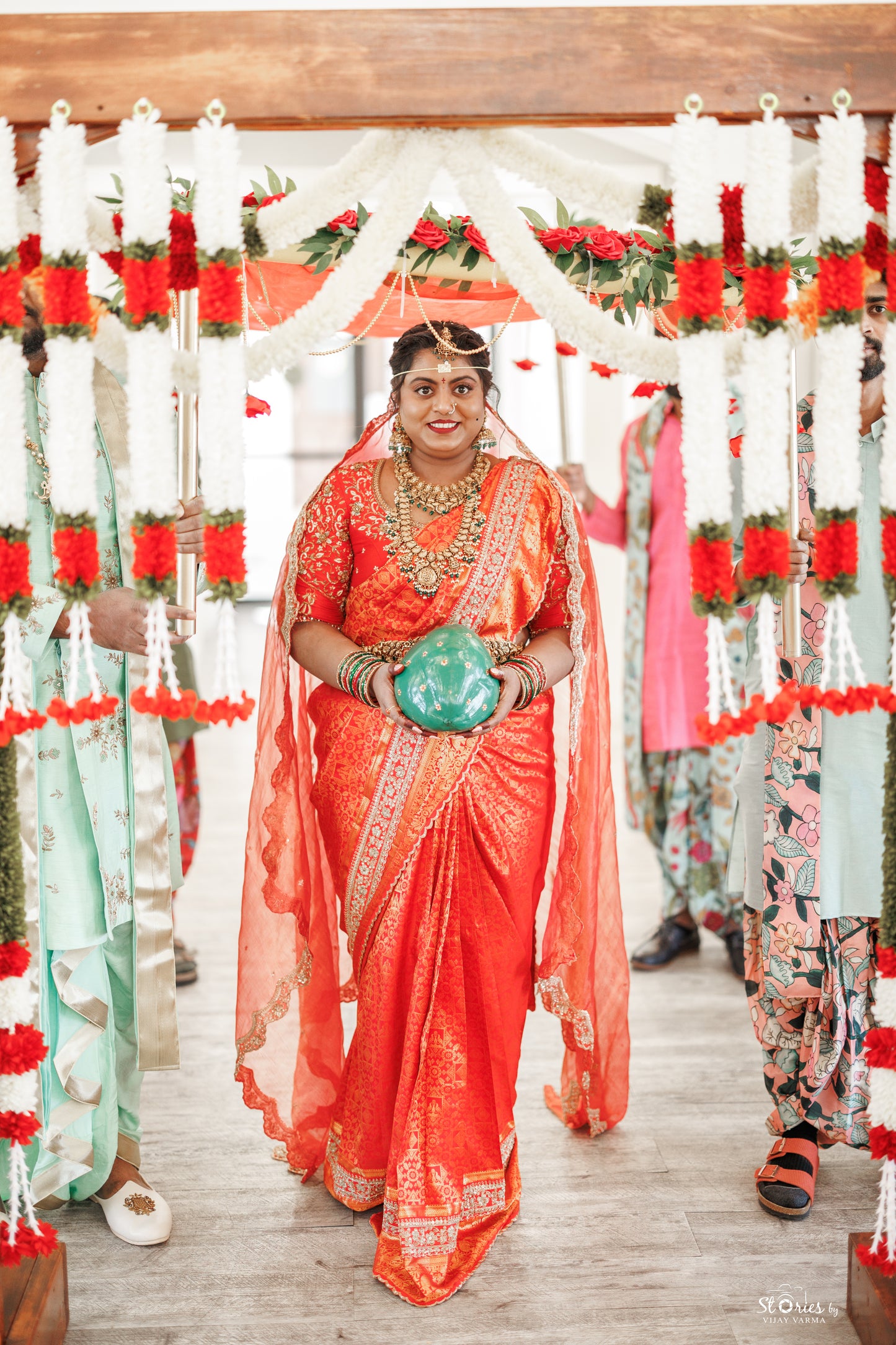 Real Brides Gallery – Manu Wedding Accessories