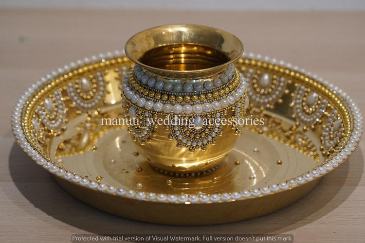 Kanyadanam Set – Chembu & Tambalam – White & Gold