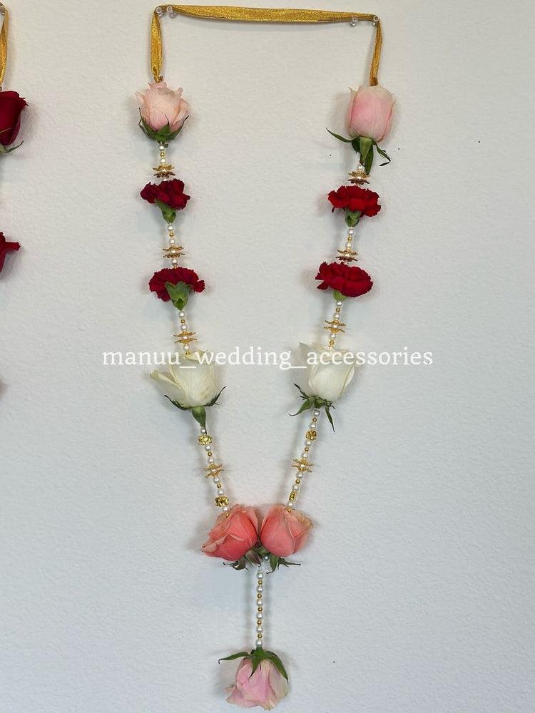 Light Pink & White Roses, Carnations & Baby’s Breath Garland – Houston | MWA-G054