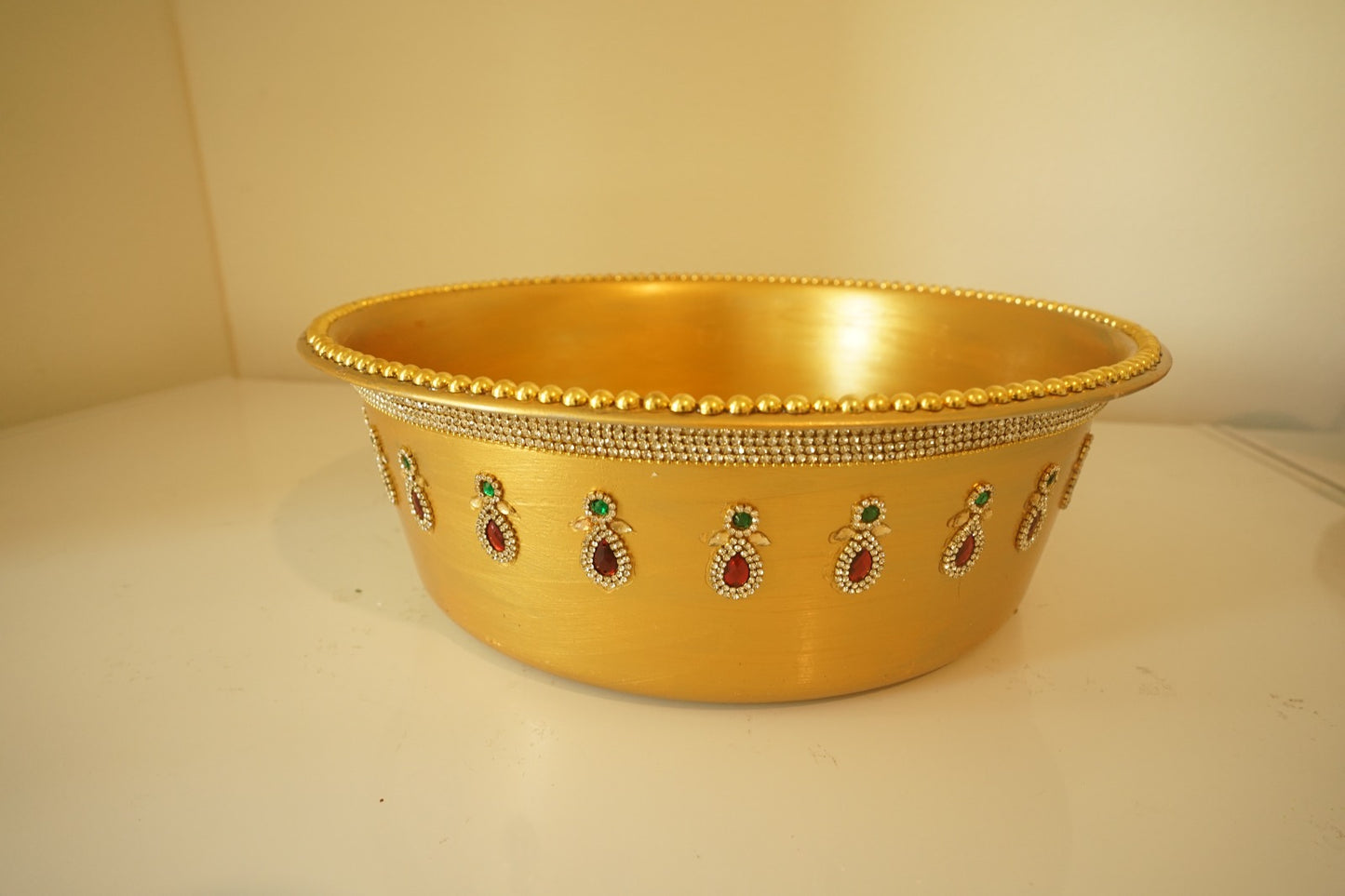 Talambrala Basin - Gold, Green and Red Kundans Design