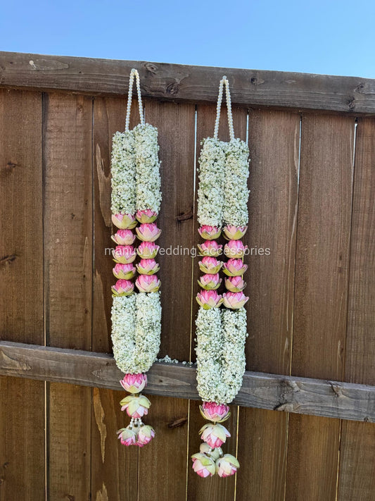 Pink Lotus & Baby’s Breath Garland