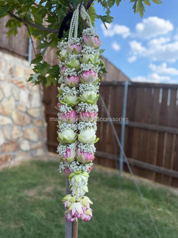 White Flowers, Pink Lotus & Baby’s Breath Garland - Houston