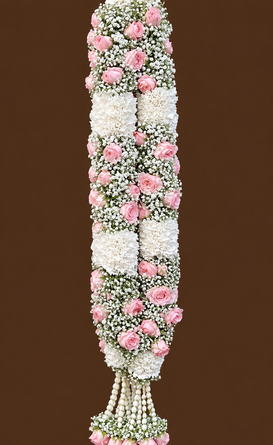 Baby Pink, Spray Roses, Carnations and Baby’s breath garlands | MWA-G0 ...